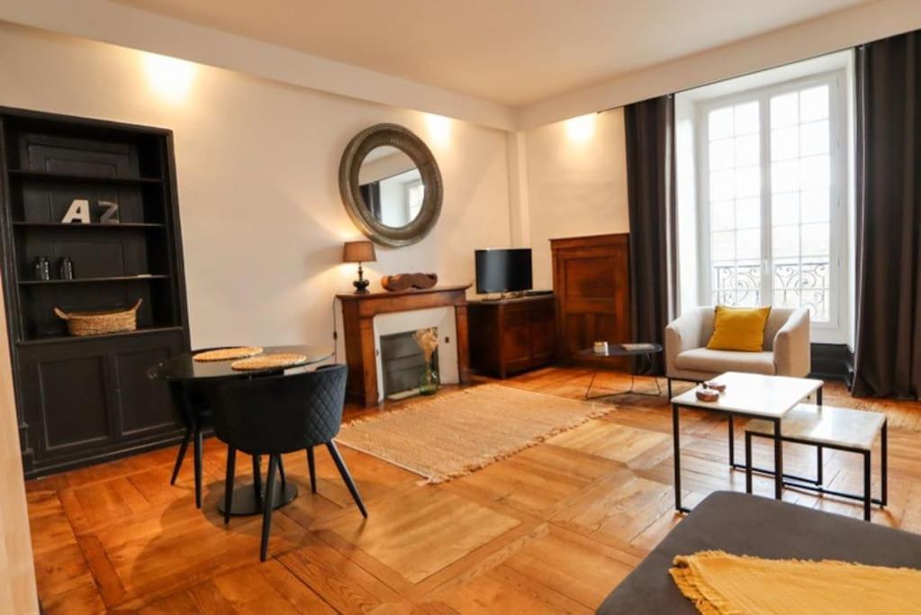 Appartement La Couronne Сарла-ла-Канеда Екстериор снимка