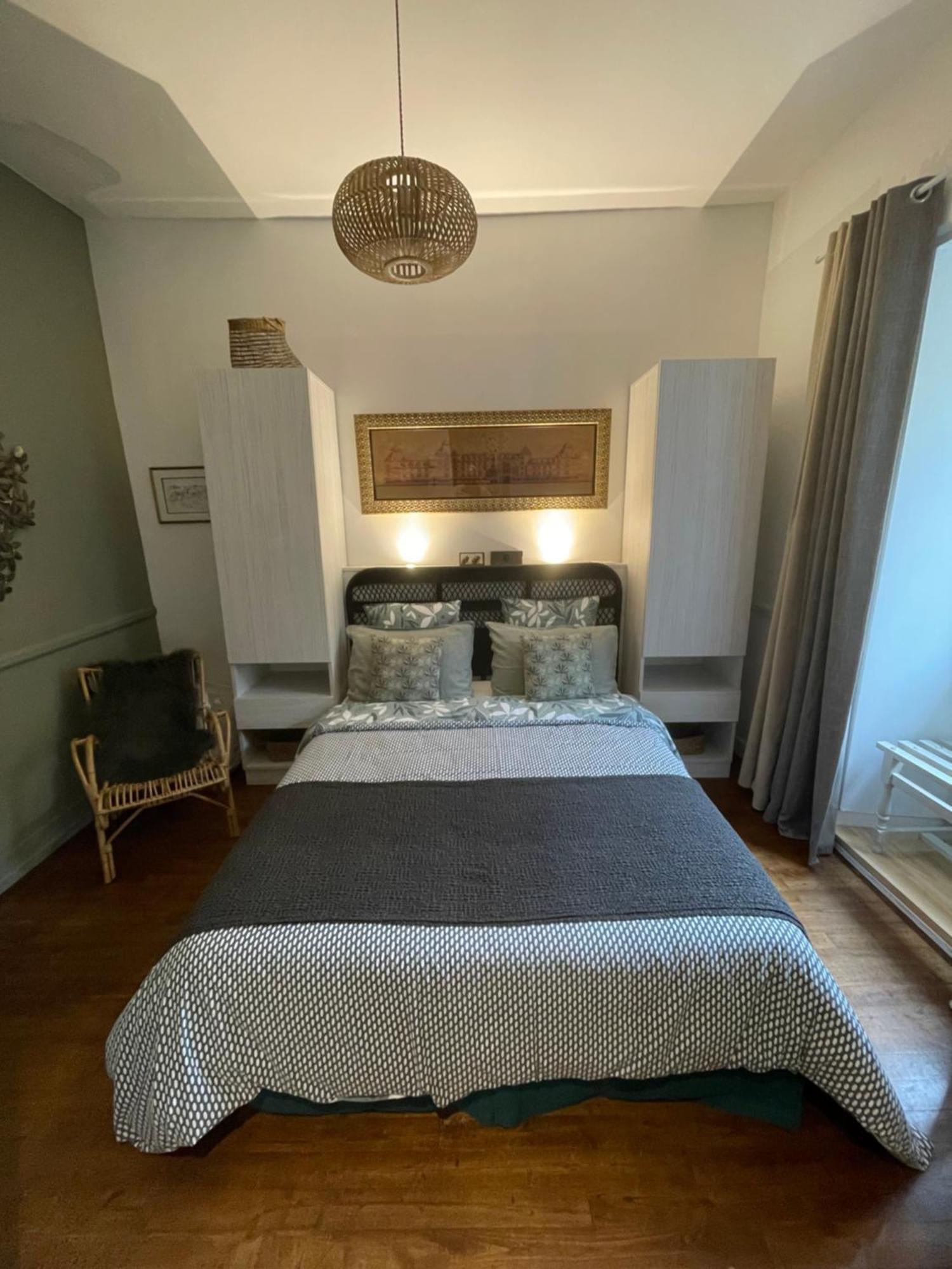 Appartement La Couronne Сарла-ла-Канеда Екстериор снимка