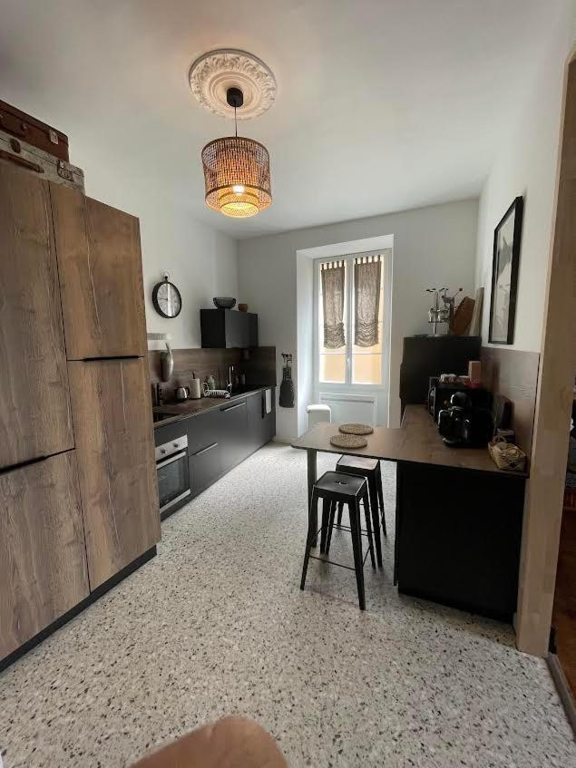 Appartement La Couronne Сарла-ла-Канеда Екстериор снимка
