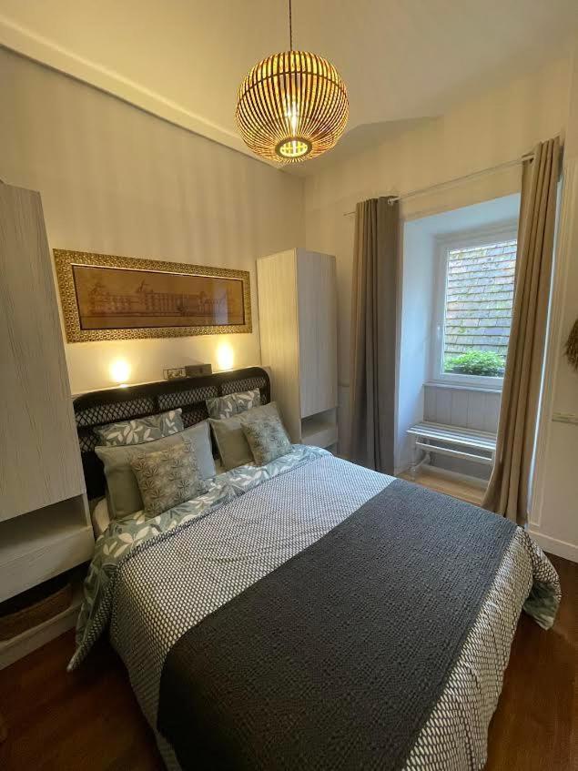 Appartement La Couronne Сарла-ла-Канеда Екстериор снимка